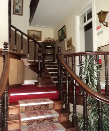 Pensao Residencial Mirasol Гостевой дом 3*